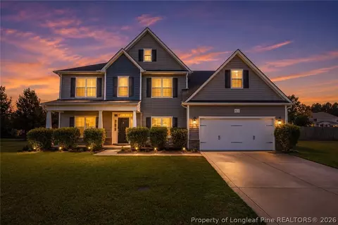 6613 Planters Row Dr, Hope Mills, NC 28348