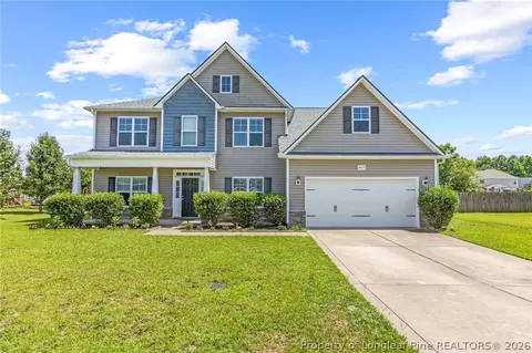 6613 Planters Row Dr, Hope Mills, NC 28348