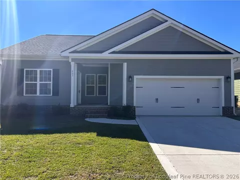 403 Morehead St, Spring Lake, NC 28390