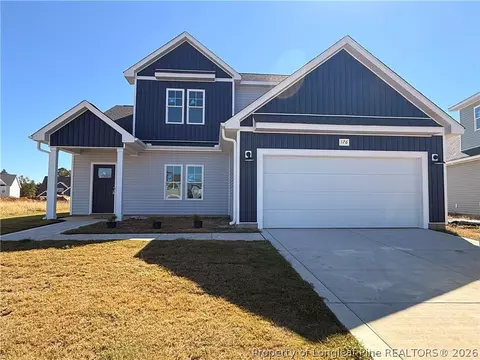 176 Easy St, Raeford, NC 28376