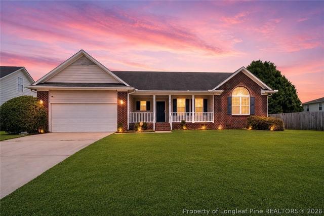 4122 Edward E Maynor Dr, Hope Mills, NC 28348