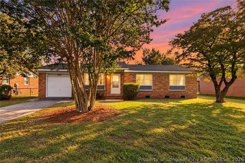 1705 Grandview Dr, Fayetteville, NC 28314