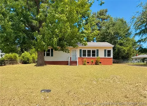 1006 Sandalwood Dr, Fayetteville, NC 28304