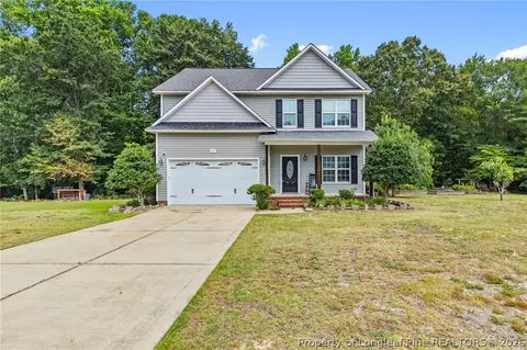 1515 Gray Hill Ct, Hope Mills, NC 28348