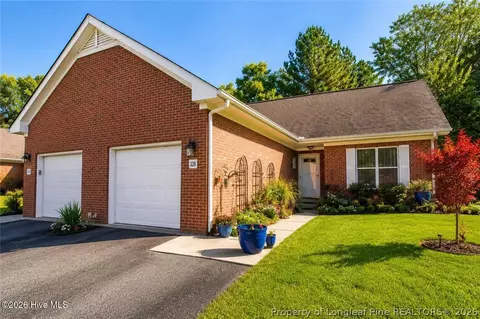 320 Hiscott Ln, Pinehurst, NC 28374