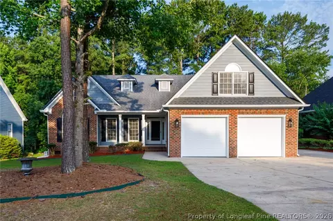 185 Falling Water Rd, Spring Lake, NC 28390