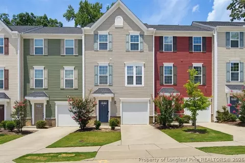 390 Cotton Brook Dr, Fuquay Varina, NC 27526