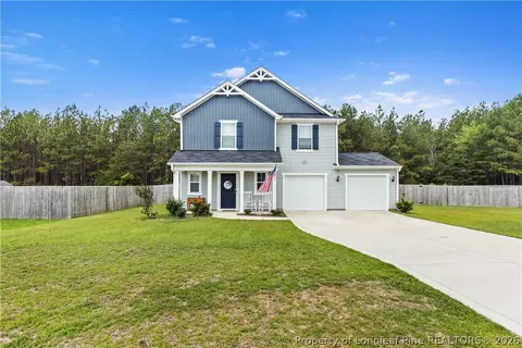 153 Craftsman Ct, Raeford, NC 28376