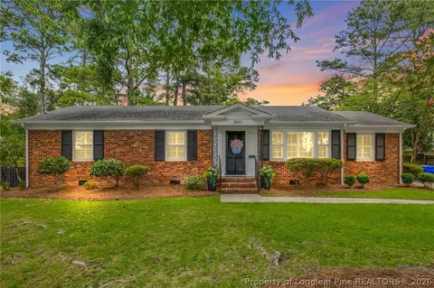 2610 Mirror Lake Dr, Fayetteville, NC 28303