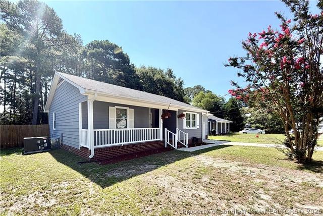 5122 Double Oaks Dr, Fayetteville, NC 28306