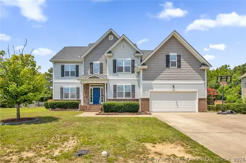 5720 Gentleman Dr, Hope Mills, NC 28348