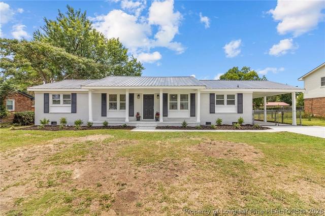 1606 Grandview Dr, Fayetteville, NC 28314