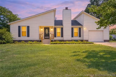 3391 Hawthorne St, Hope Mills, NC 28348