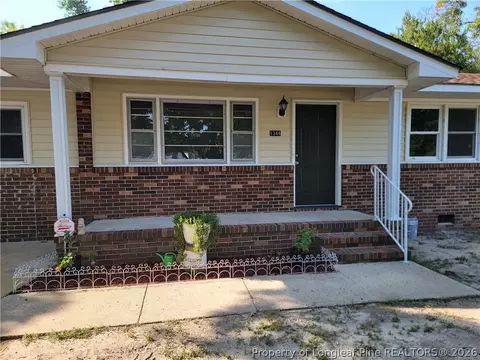 1344 Shaw Rd, Fayetteville, NC 28311