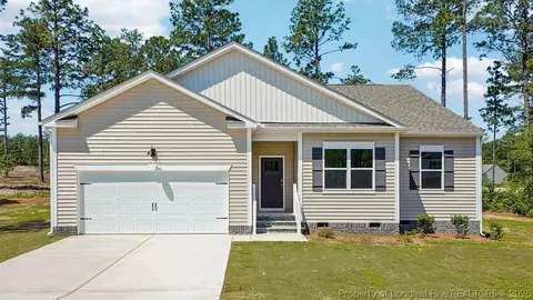 3086 Platinum Cir, West End, NC 27376