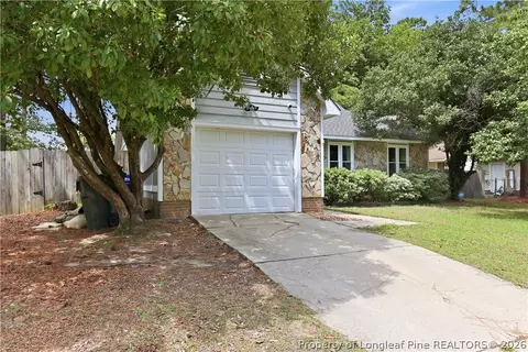 7236 Shady Grove Ln, Fayetteville, NC 28314