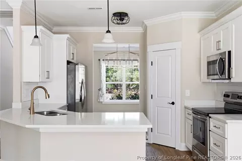 Kitchen - 556 Bald Eagle Dr, Vass, NC 28394 photo 5 of 6