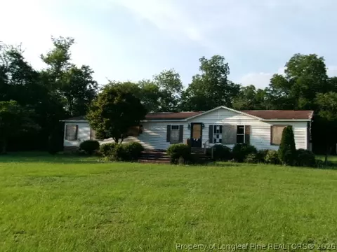 17520 Gulf Port Rd, Laurinburg, NC 28352