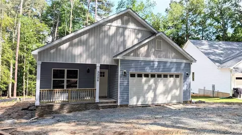3259 Yorkshire Cir, Sanford, NC 27332