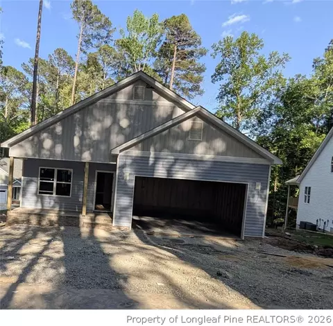 3259 Yorkshire Cir, Sanford, NC 27332