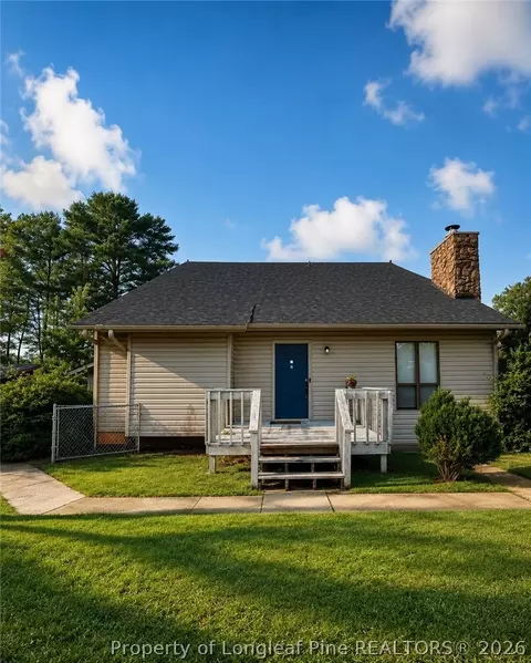 6477 Pittsfield Dr, Fayetteville, NC 28303