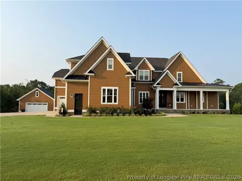 3708 Riverhill Dr, Fayetteville, NC 28306