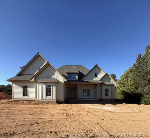 6681 River Rd, Fuquay Varina, NC 27526