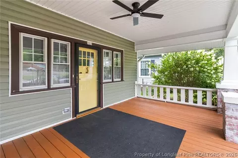 323 N Steele St, Sanford, NC 27330