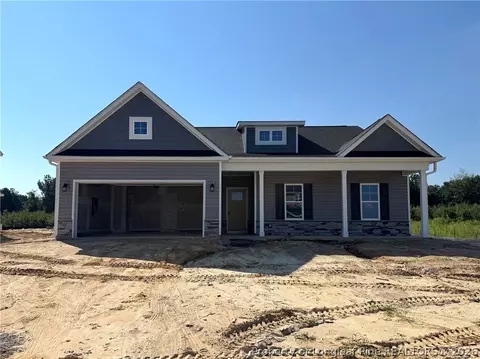 201 Ashley Heights Dr, Aberdeen, NC 28315