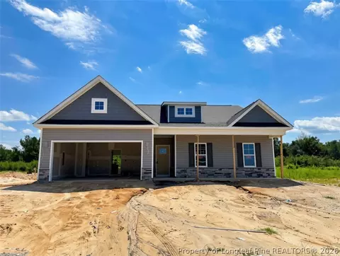 201 Ashley Heights Dr, Aberdeen, NC 28315