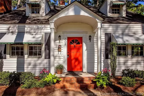 608 Greenland Dr, Fayetteville, NC 28305