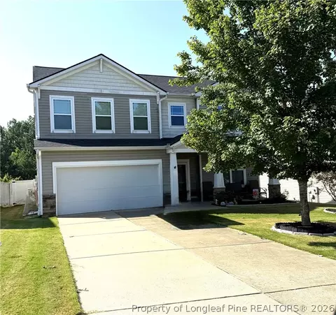 905 Amanda Dr, Sanford, NC 27330