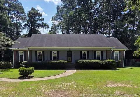 724 Galloway Dr, Fayetteville, NC 28303