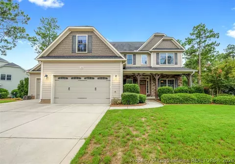 140 Broom Sedge Ln, Southern Pines, NC 28387