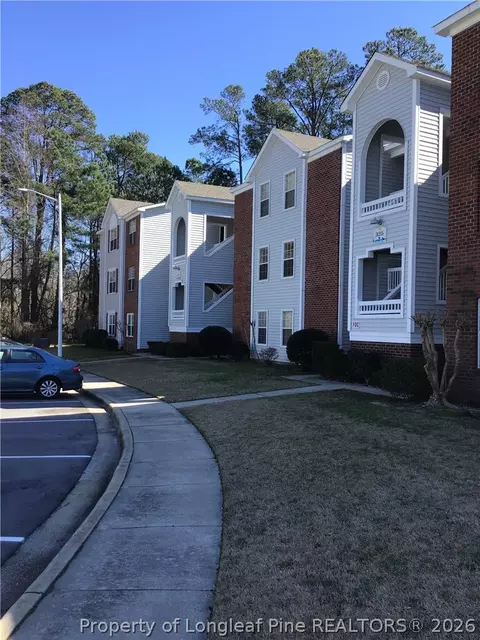 325 Waterdown Dr # -8, Fayetteville, NC 28314
