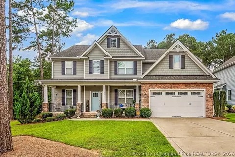 51 Valley Brook Ln, Spring Lake, NC 28390