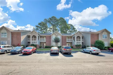 672 Bartons Landing Pl #8, Fayetteville, NC 28314