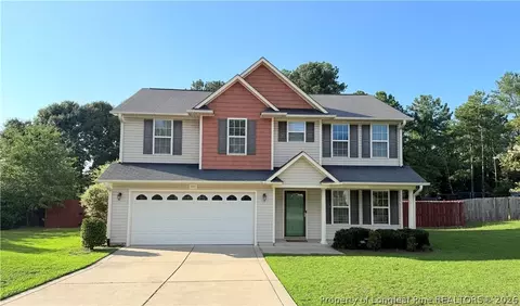 107 Flag Rd, Raeford, NC 28376