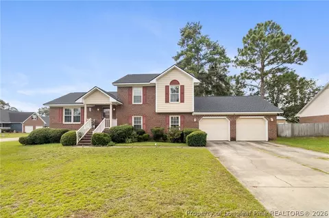 6828 Jacobs Creek Circle Dr, Fayetteville, NC 28306