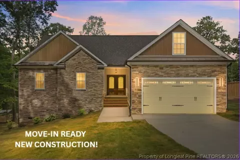 62 Ponchartrain St, Fuquay Varina, NC 27526