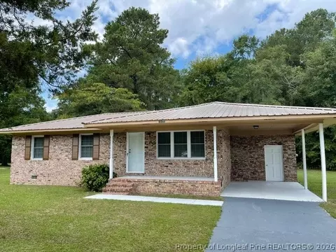 1175 Sand Hill Rd, Hope Mills, NC 28348