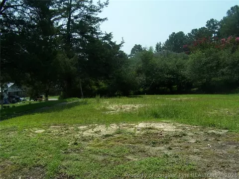 1905 Lido St, Fayetteville, NC 28301