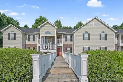 352 Bubble Creek Ct, Fayetteville, NC 28311