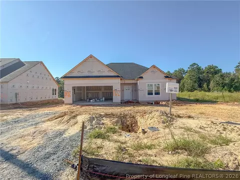 5435 Tall Timbers Ct, Fayetteville, NC 28311