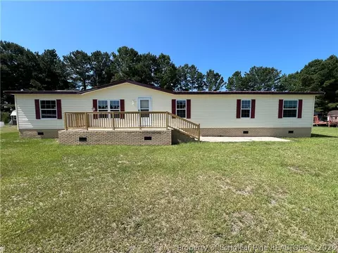 314 Ralph Hunt Blvd, Orrum, NC 28369