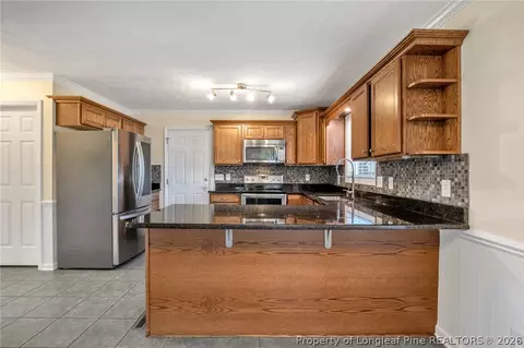 Kitchen - 167 Arlington Dr, Cameron, NC 28326 photo 2 of 6