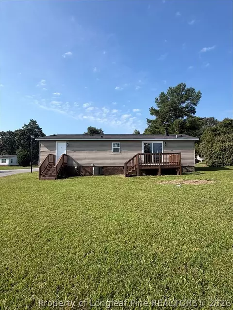 14 Tryon Ct, Spring Lake, NC 28390