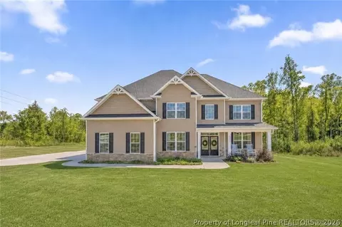 6132 Shannon Woods Way, Hope Mills, NC 28348