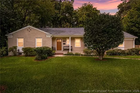 222 Valley Rd, Fayetteville, NC 28305