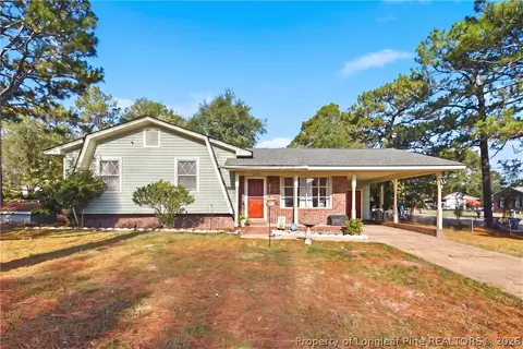 1902 Wayne Ln, Fayetteville, NC 28304